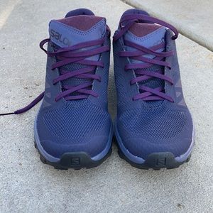 Salomon Outline shoe